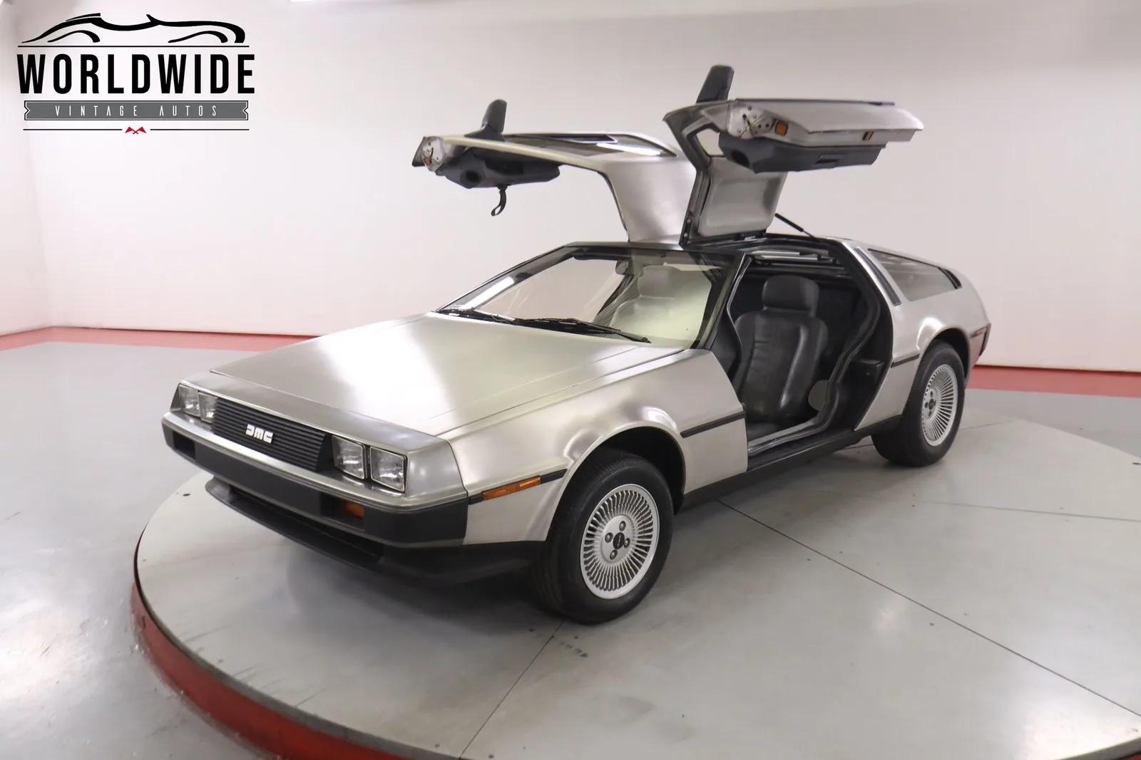 1981 DeLorean DMC-12
