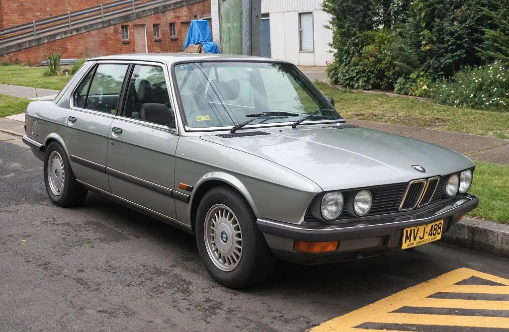 1985 BMW M5 (E28)